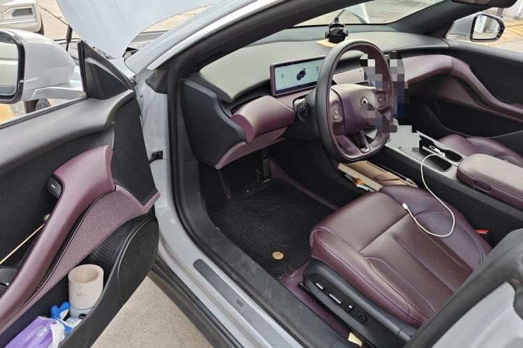 Used Nio ET5 2022 75 kWh Driver Seat