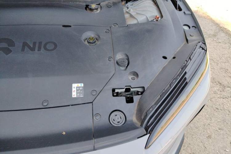 Used Nio ET5 2022 75 kWh Engine Bay Left