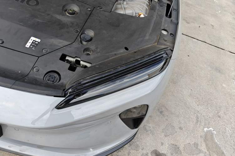 Used Nio ET5 2022 75 kWh Engine Bay Left