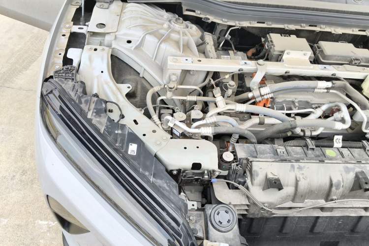 Used Nio ET5 2022 75 kWh Engine Bay Right