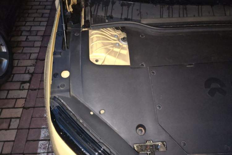 Used Nio ET5 2022 75 kWh Engine Bay Right