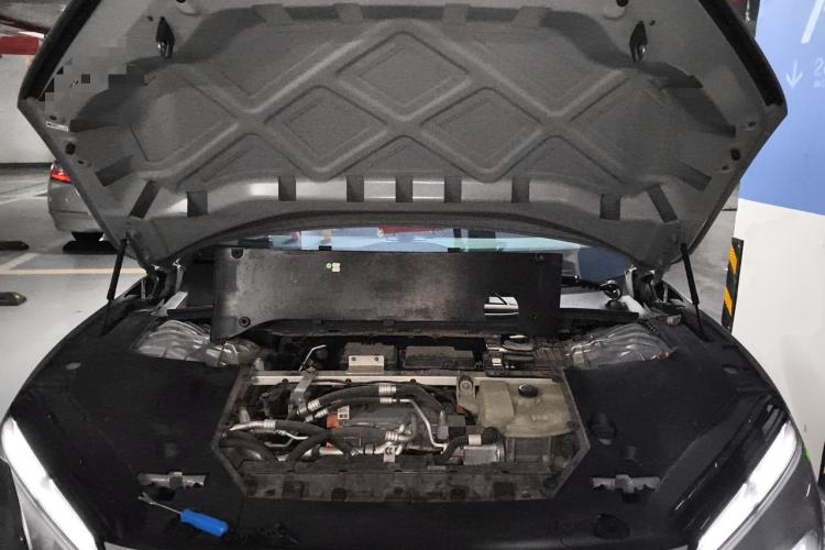 Used Nio ET5 2022 75 kWh Engine Bay
