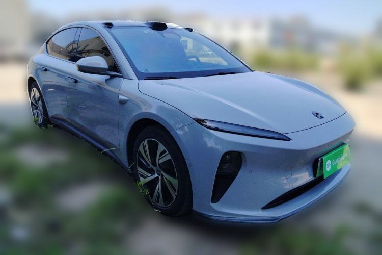 Used Nio ET5 2022 75 kWh Front Right 45 Deg