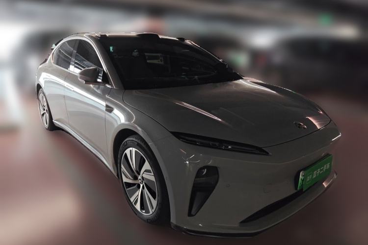 Used Nio ET5 2022 75 kWh Front Right 45 Deg