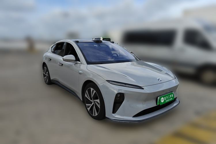 Used Nio ET5 2022 75 kWh Front Right 45 Deg