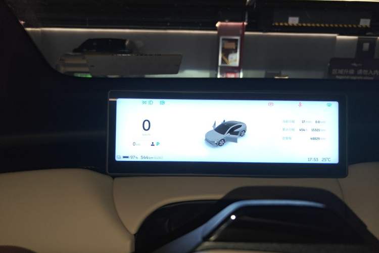 Used Nio ET5 2022 75 kWh Instrument Cluster