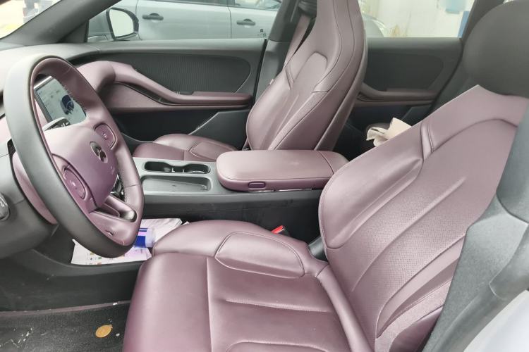 Used Nio ET5 2022 75 kWh Left Front Seat
