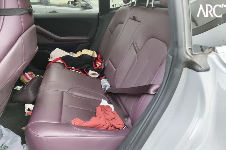 Used Nio ET5 2022 75 kWh Left Rear Seat