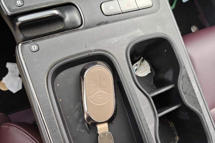 Used Nio ET5 2022 75 kWh Vehicle Key