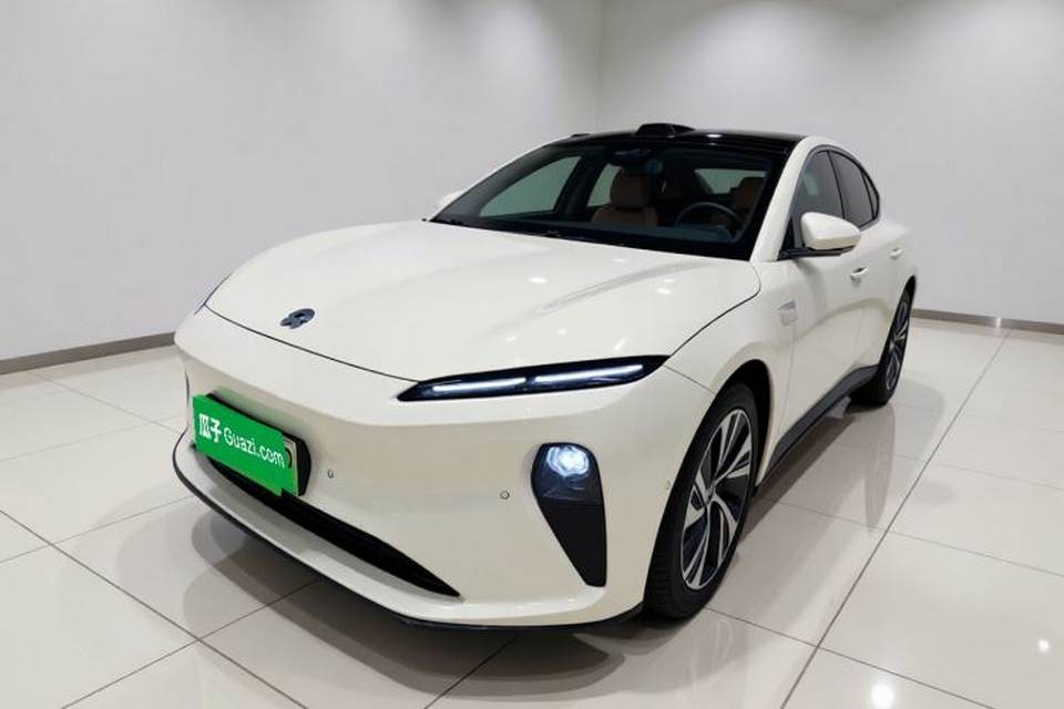 Nio ET5 2022