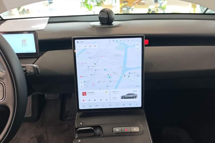 Used Nio ET5 2022 75 kWh Audio And AC Panel