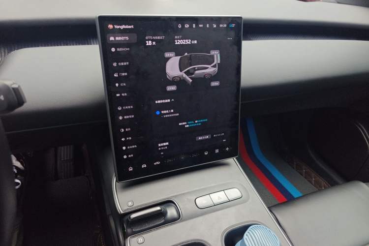 Used Nio ET5 2022 75 kWh Audio And AC Panel