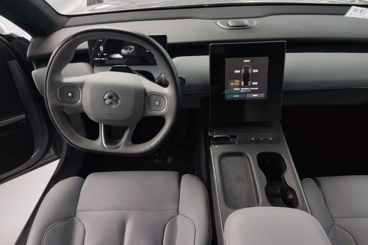 Used Nio ET5 2022 75 kWh Audio And AC Panel