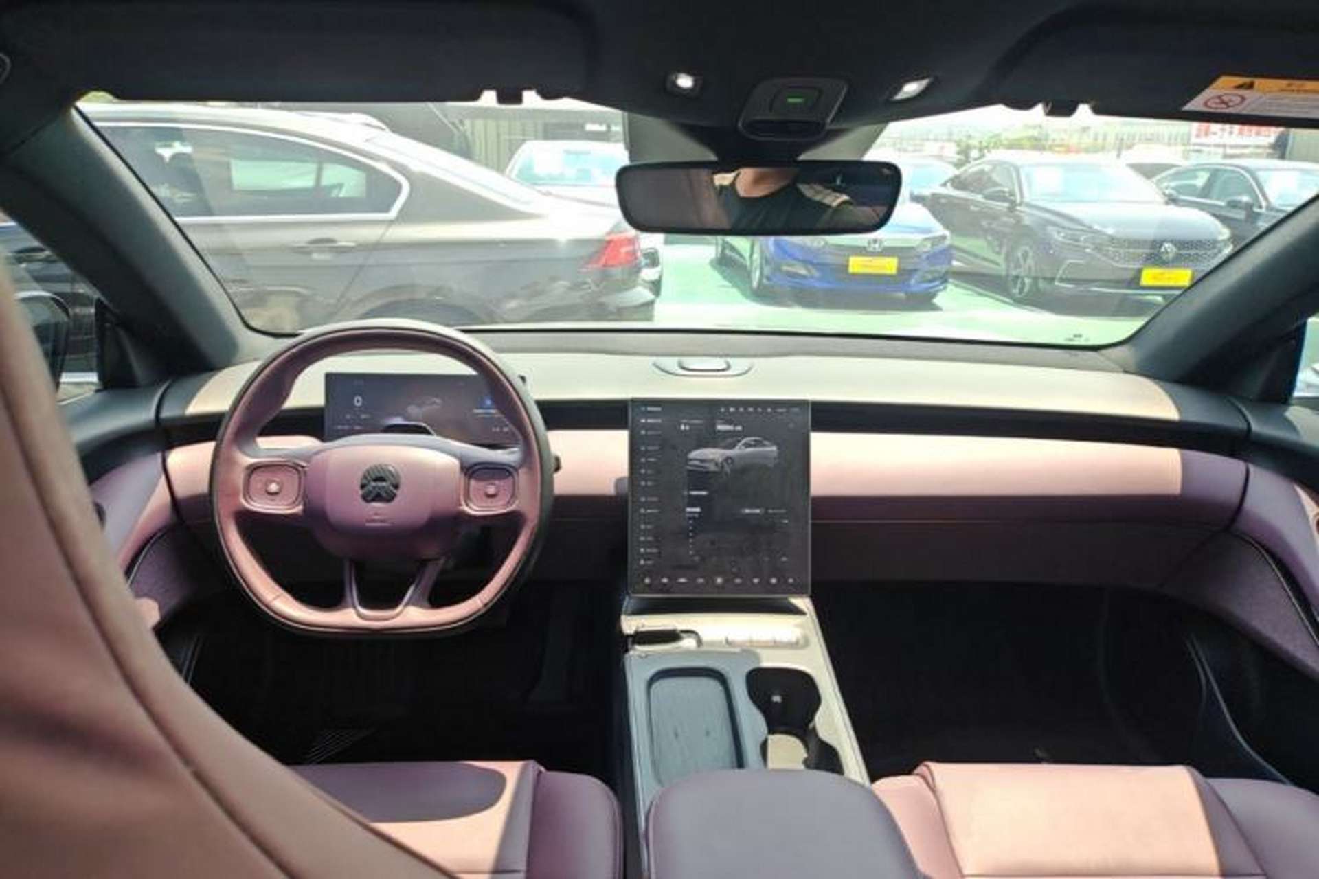 Used Nio ET5 2022 75 kWh Center Console