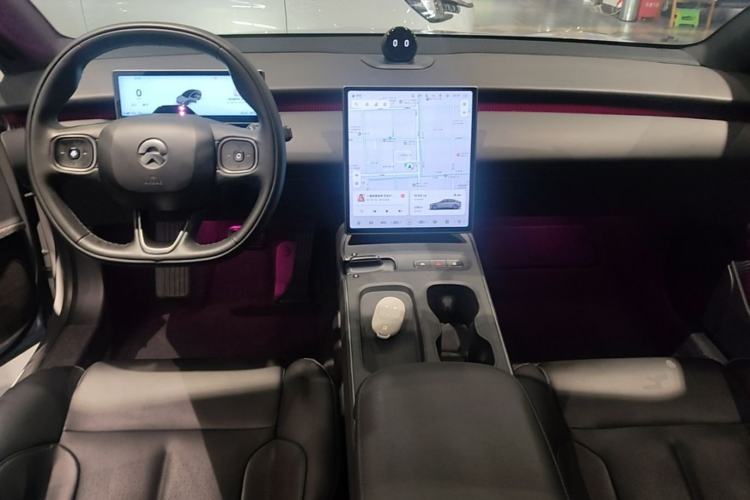 Used Nio ET5 2022 75 kWh Center Console