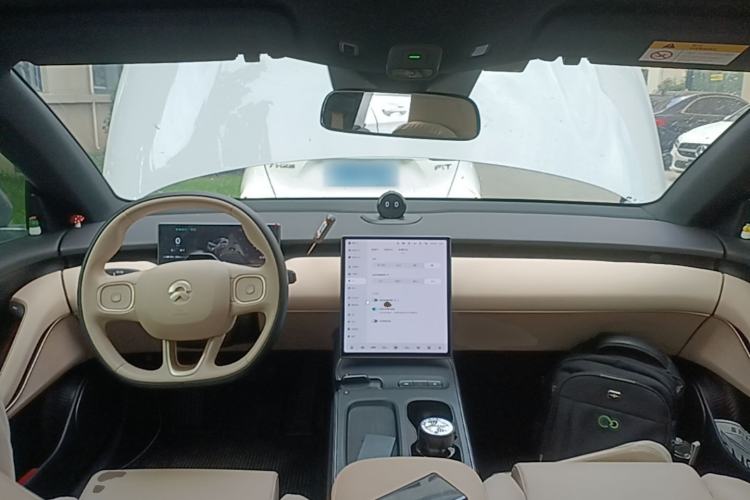 Used Nio ET5 2022 75 kWh Center Console