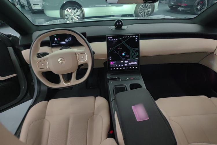 Used Nio ET5 2022 75 kWh Center Console