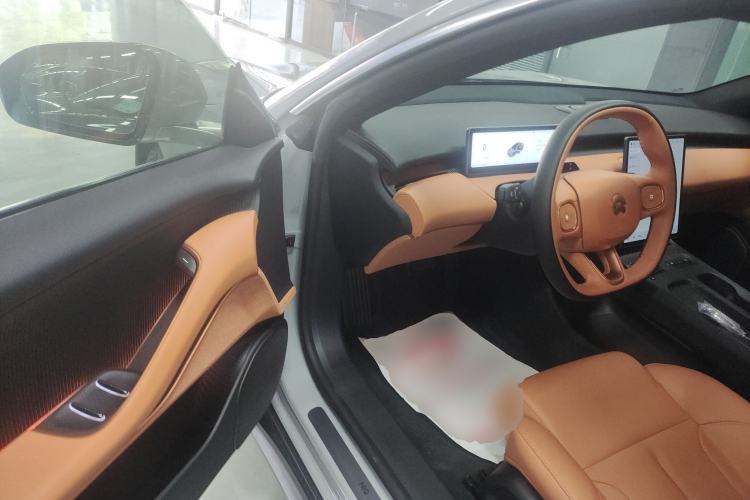 Used Nio ET5 2022 75 kWh Driver Seat