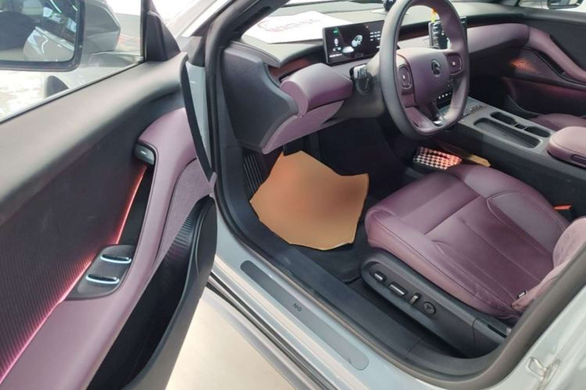 Used Nio ET5 2022 75 kWh Driver Seat