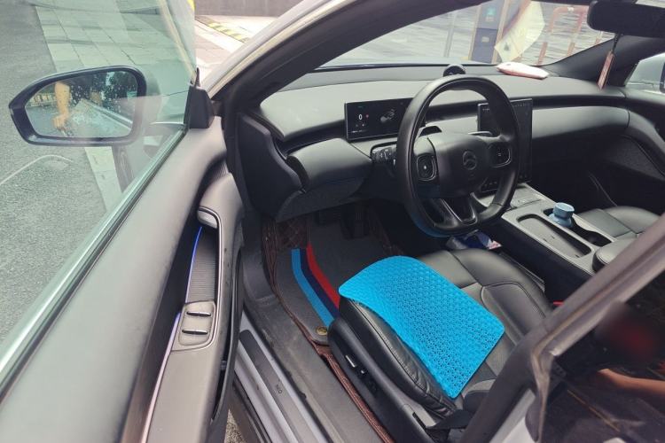 Used Nio ET5 2022 75 kWh Driver Seat