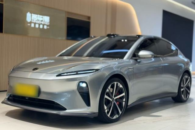 Nio ET5 2022 100 kWh usata