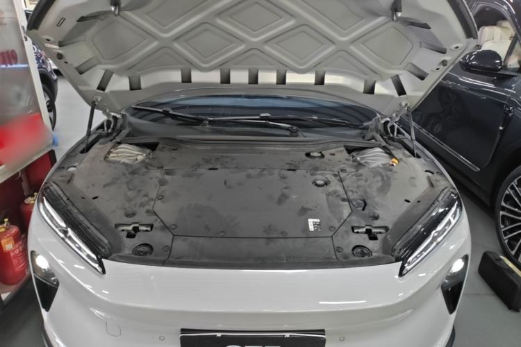 Used Nio ET5 2022 75 kWh Engine Bay