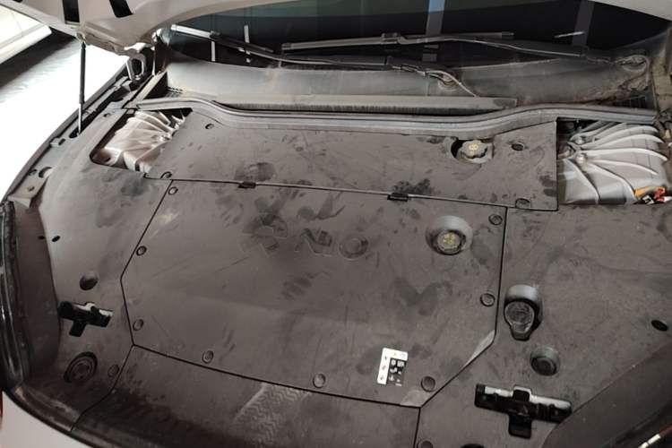 Used Nio ET5 2022 75 kWh Engine Bay