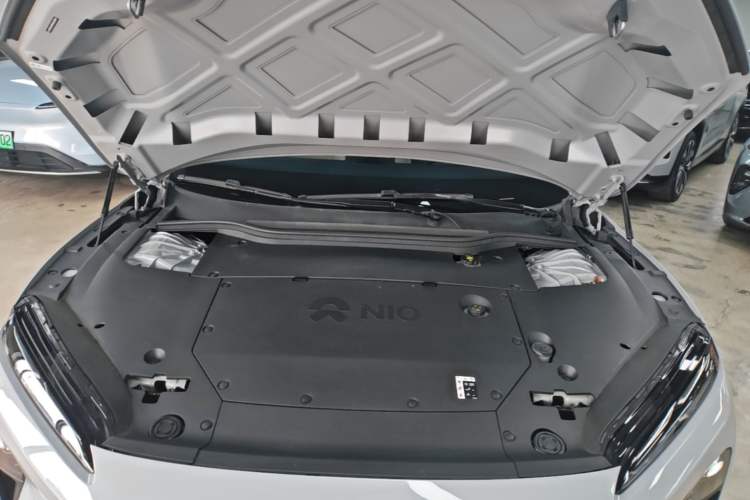 Used Nio ET5 2022 75 kWh Engine Bay