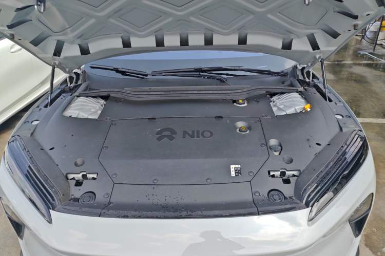 Used Nio ET5 2022 75 kWh Engine Bay