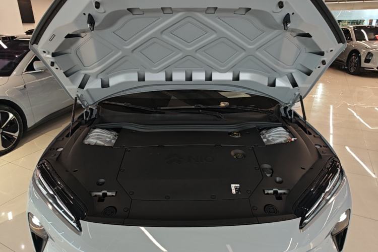 Used Nio ET5 2022 75 kWh Engine Bay