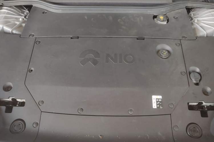Used Nio ET5 2022 75 kWh Engine Bay