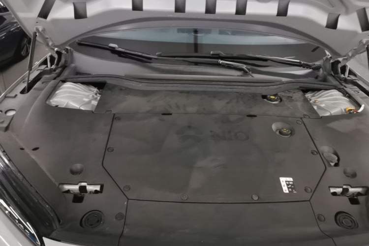 Used Nio ET5 2022 75 kWh Engine Bay