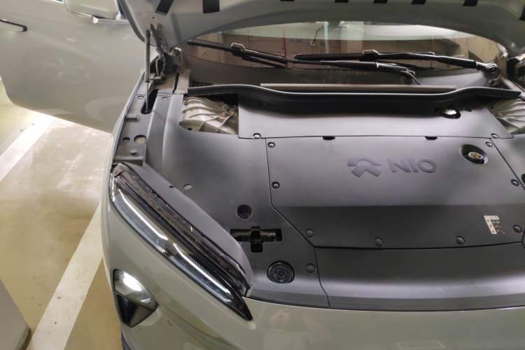 Used Nio ET5 2022 75 kWh Engine Bay Right