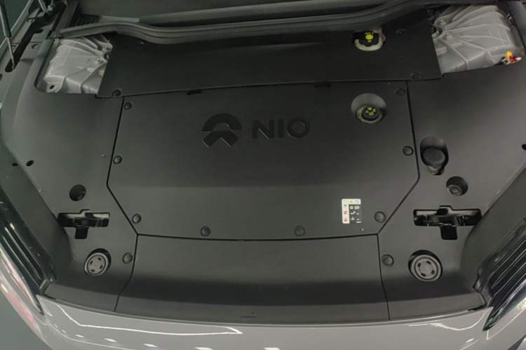Used Nio ET5 2022 75 kWh Engine Bay