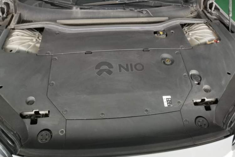 Used Nio ET5 2022 75 kWh Engine Bay