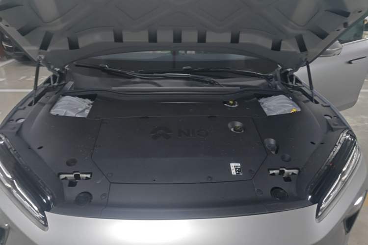 Used Nio ET5 2022 75 kWh Engine Bay