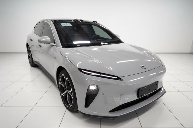 Used Nio ET5 2022 75 kWh Exterior 1