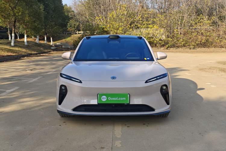 Used Nio ET5 2022 75 kWh Exterior 1