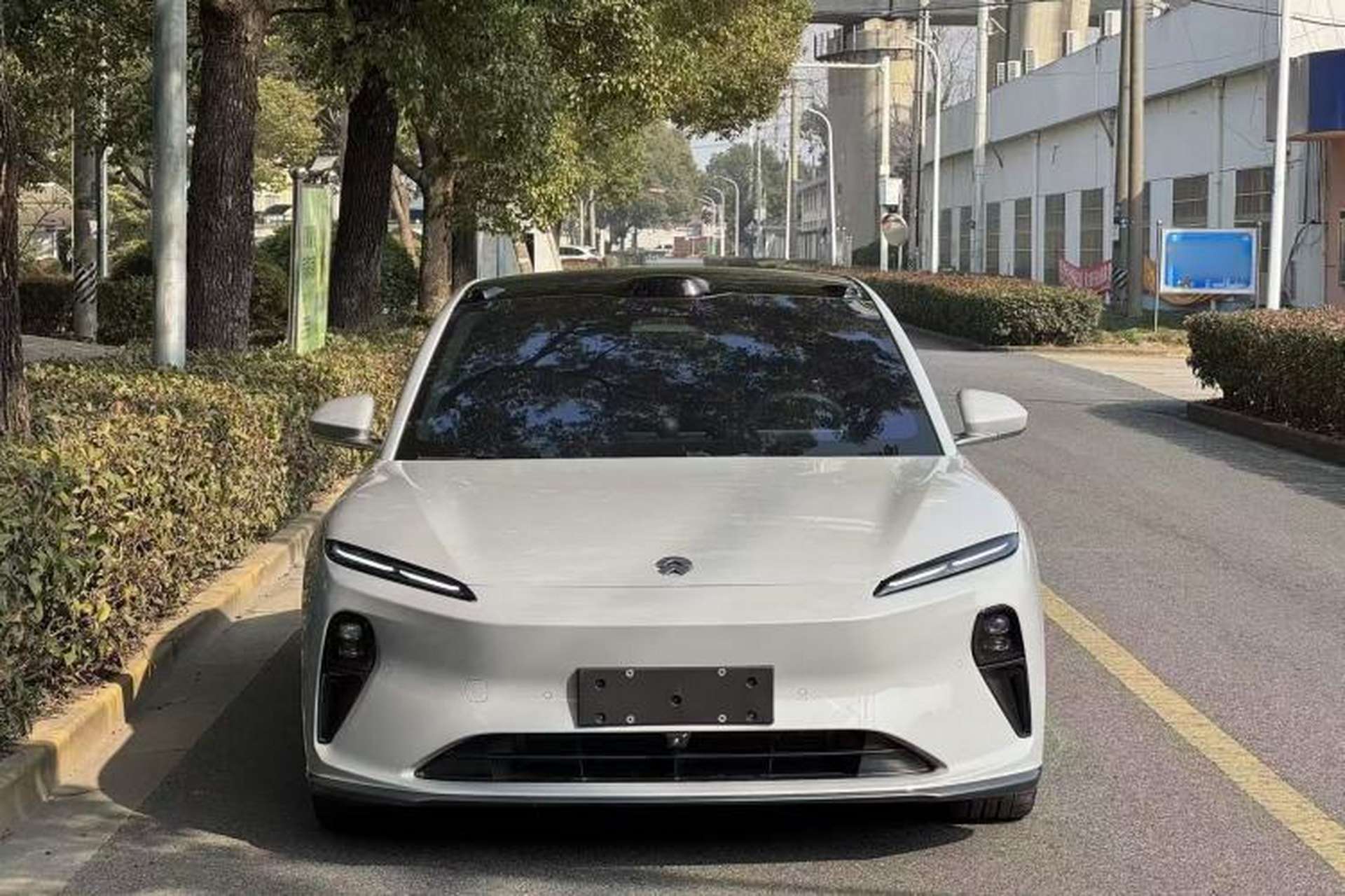 Used Nio ET5 2022 75 kWh Exterior 1
