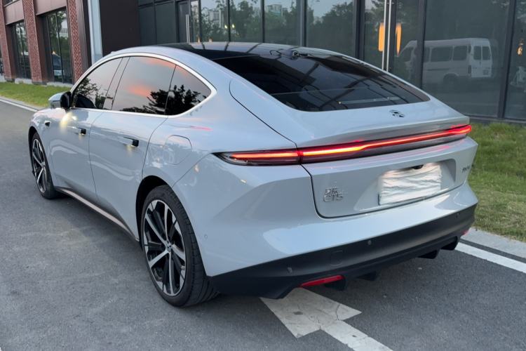 Used Nio ET5 2022 75 kWh Exterior 1
