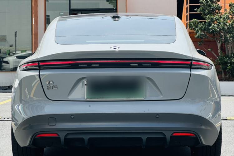 Used Nio ET5 2022 75 kWh Exterior 10