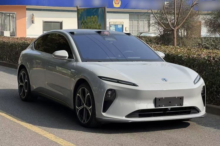 Used Nio ET5 2022 75 kWh Exterior 2