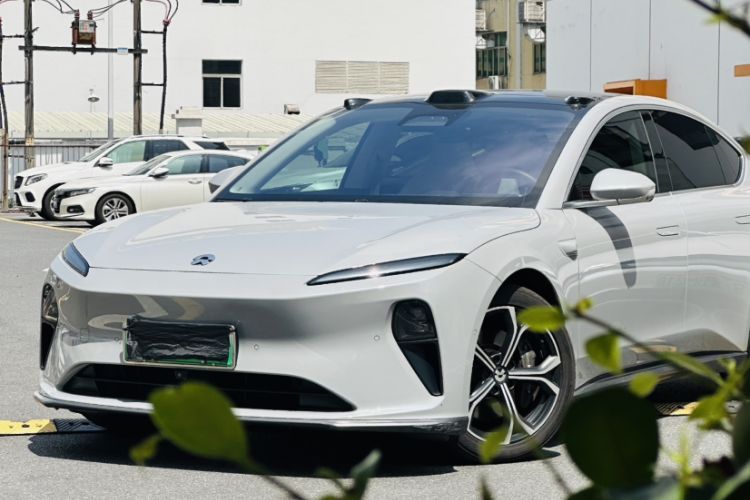 Used Nio ET5 2022 75 kWh Exterior 2