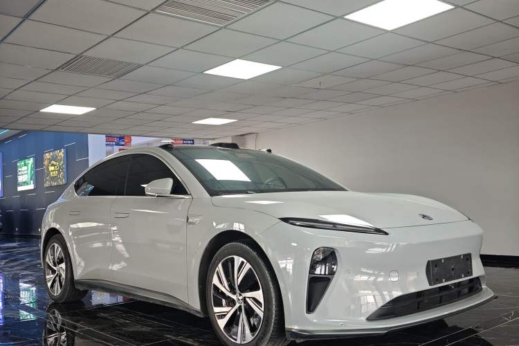 Used Nio ET5 2022 75 kWh Exterior 2