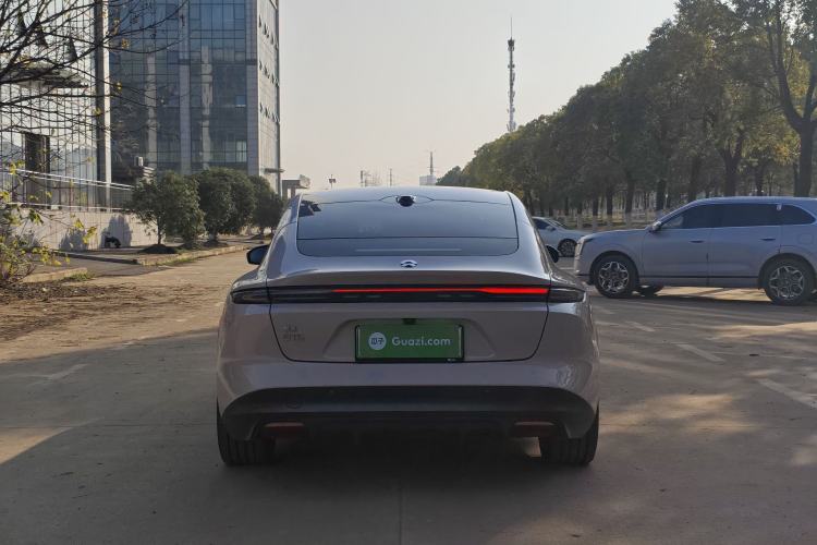 Used Nio ET5 2022 75 kWh Exterior 3