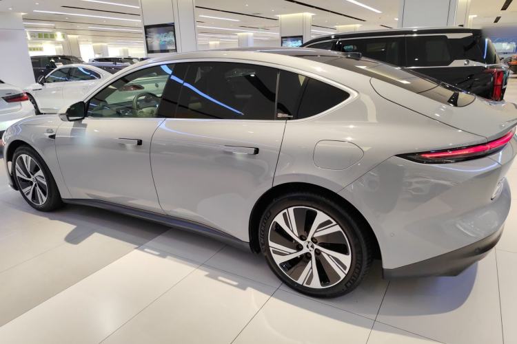 Used Nio ET5 2022 75 kWh Exterior 3
