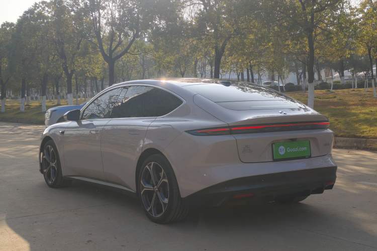 Used Nio ET5 2022 75 kWh Exterior 4