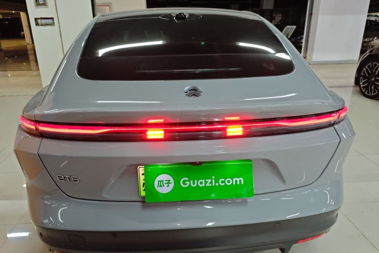 Used Nio ET5 2022 75 kWh Exterior 4
