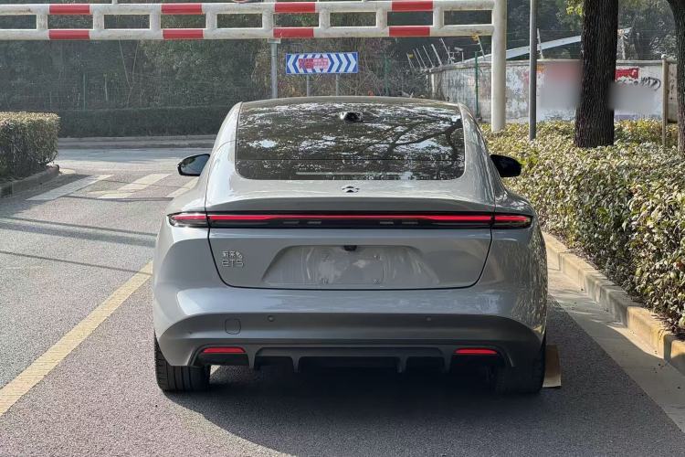Used Nio ET5 2022 75 kWh Exterior 4