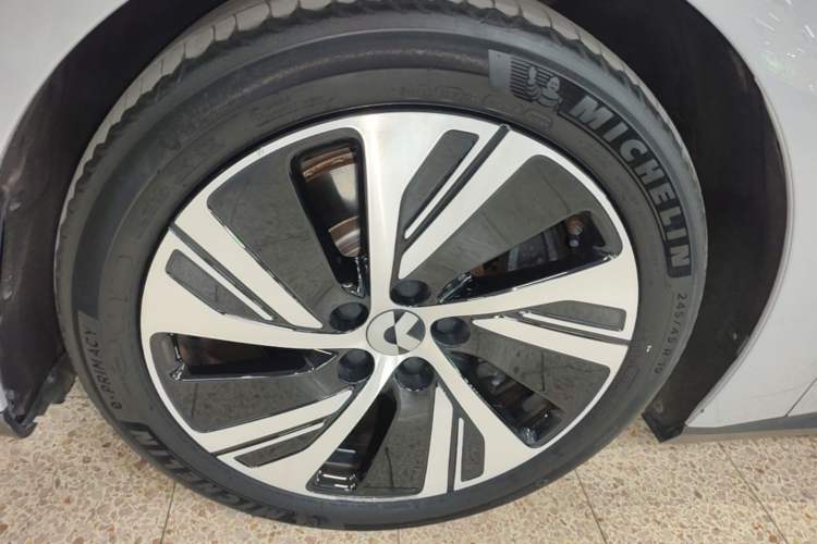 Used Nio ET5 2022 75 kWh Exterior 4